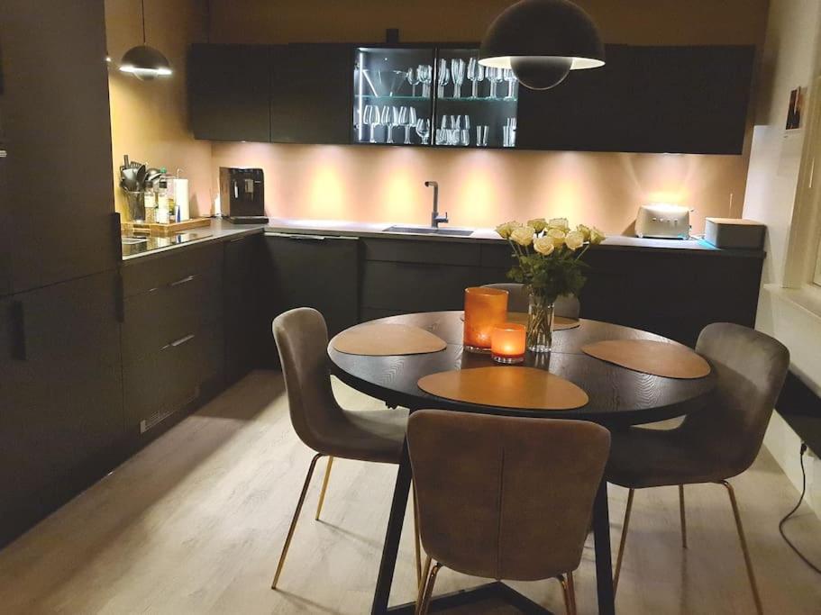 Koselig Og Moderne Leilighet, Meget Sentralt I Narvik Med Gratis Parkering! 外观 照片