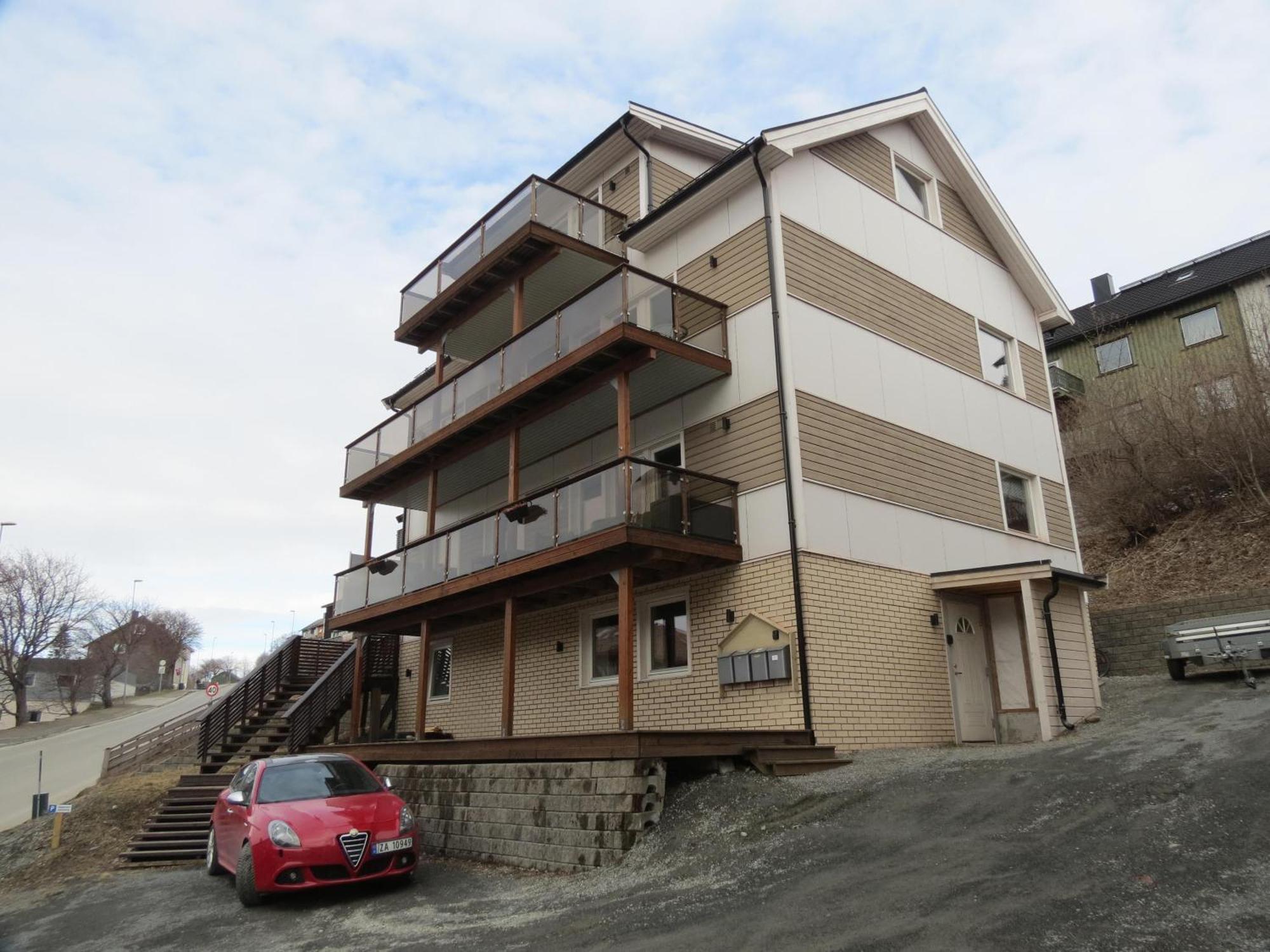 Koselig Og Moderne Leilighet, Meget Sentralt I Narvik Med Gratis Parkering! 外观 照片